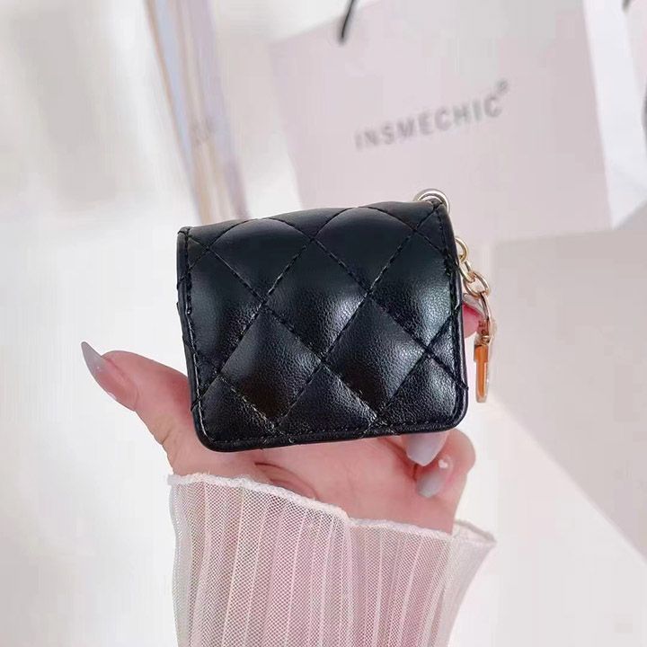 Chanel エアーポッズ ケース