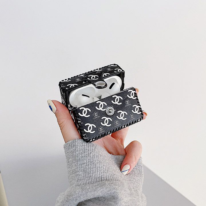 Chanel airpods proケース