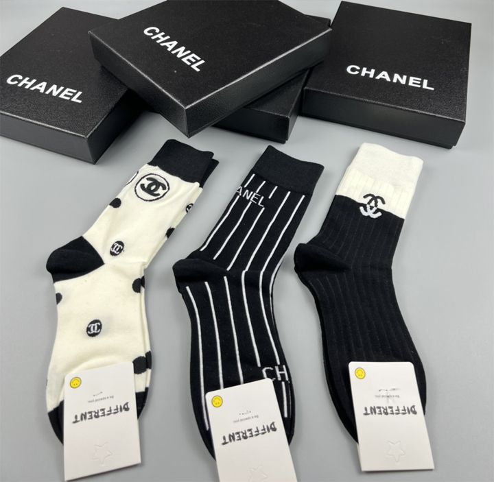 CHANEL 靴下 ブランド レディース