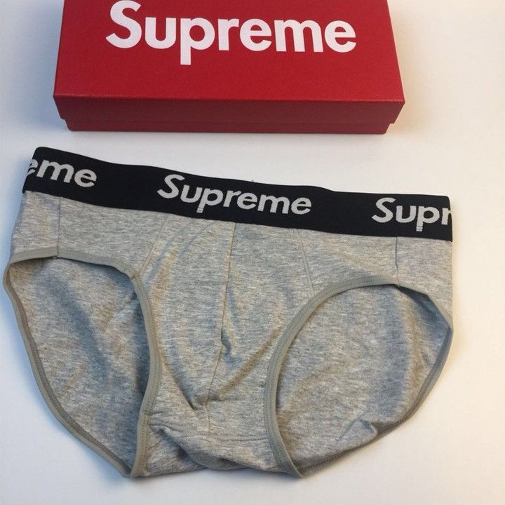 supreme ブリーフパンツ 人気 ファッション