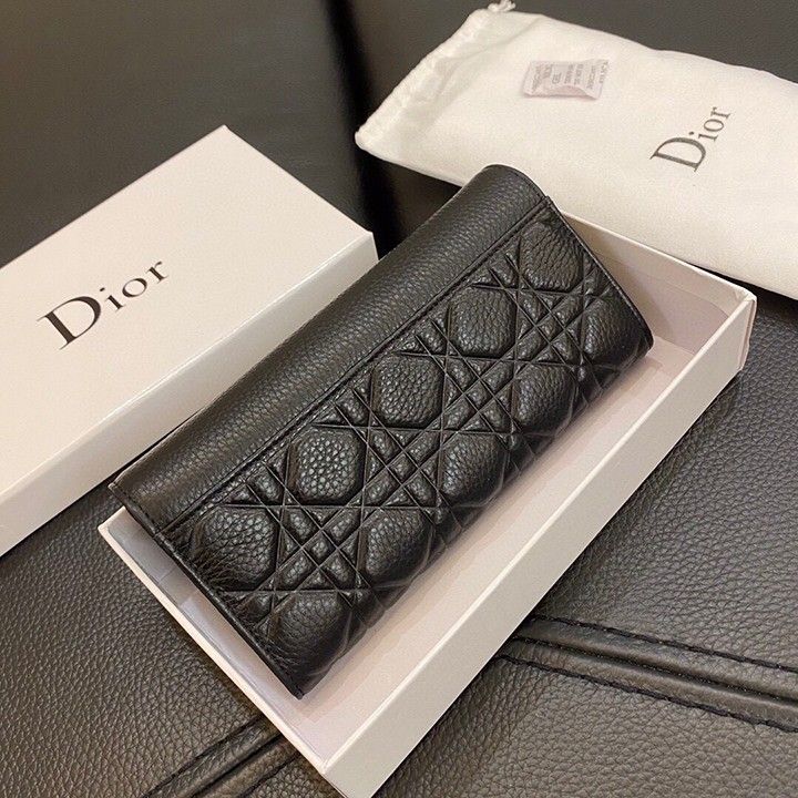 DIOR  長 財布 レディース