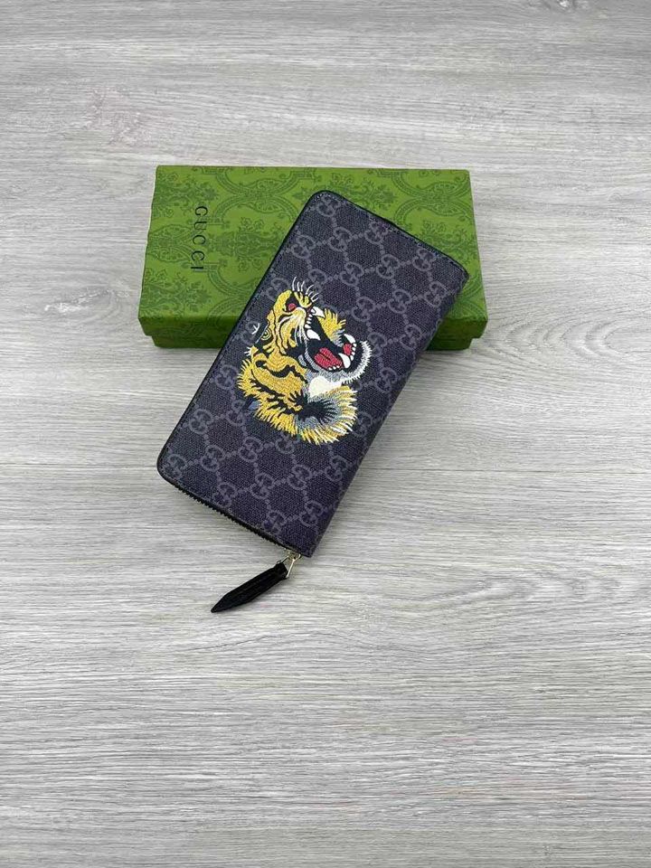 GUCCI 財布