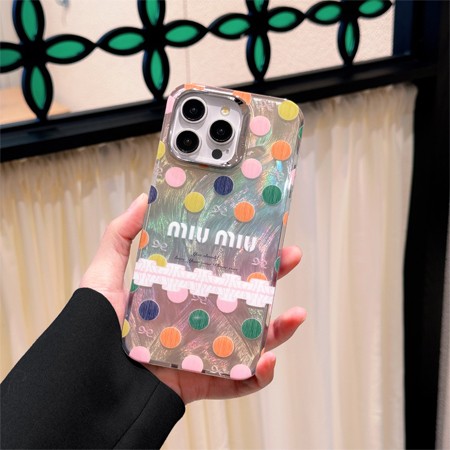 アイフォン 16 プロ スマホケースミュウミュウ miumiu