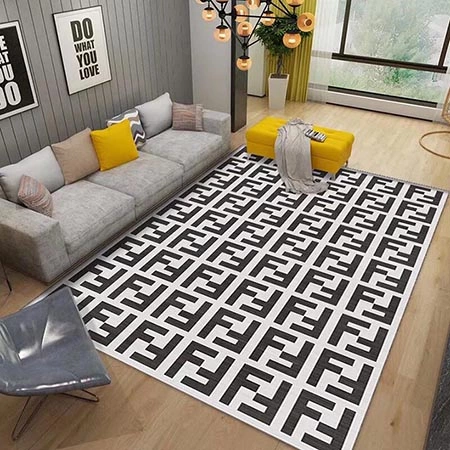 FENDI カーペット激安