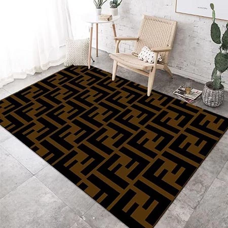 FENDI カーペット激安